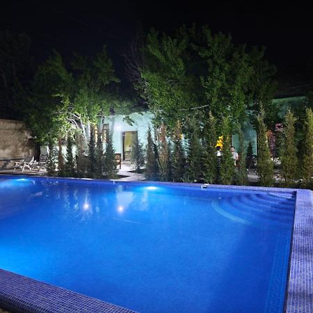 May Weather Resort Buchara Exteriör bild