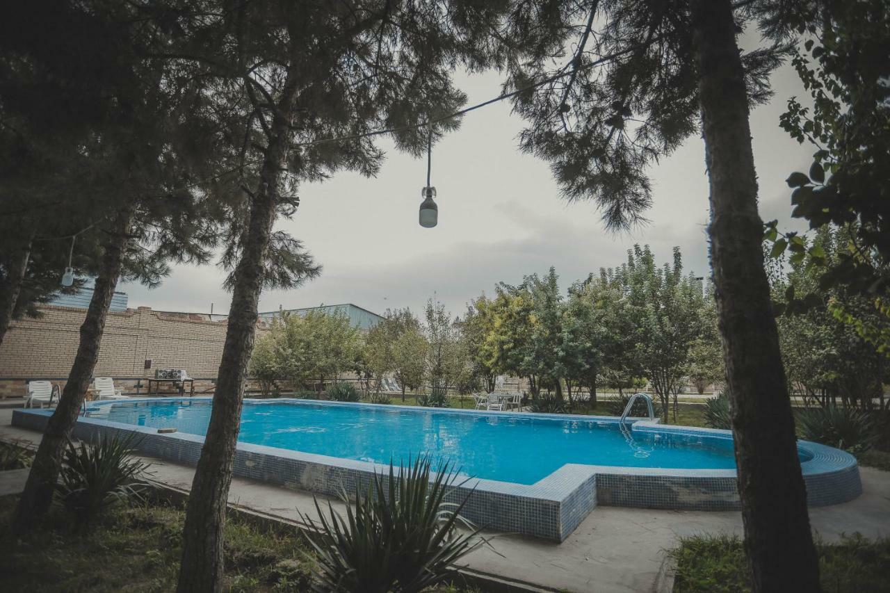 May Weather Resort Buchara Exteriör bild